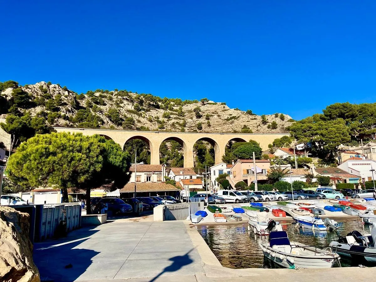 Villa Cabanon Contemporain - Cote Bleue - Calanque De La Redonne à Ensues-la-Redonne 0*,  France